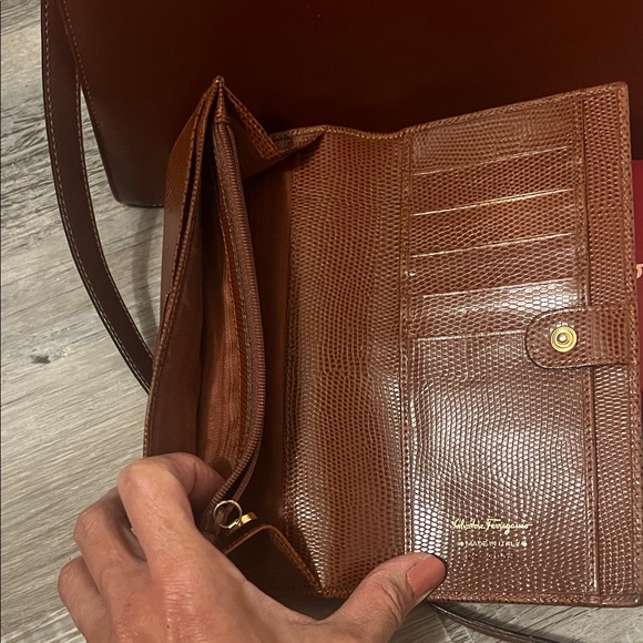 SOLD Two way pre-loved Salvatore Ferragamo Brown Leather with matching Wallet - Picture 16 of 16